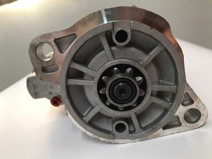 Motor Partida Mitsubishi Empilhadeira H20 12V 9D 233001S710