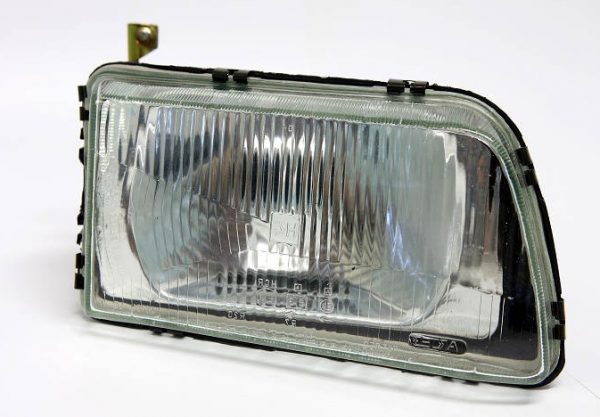 FAROL P/ FORD CORCEL II BELINA II DEL REY PAMPA 85/92 LD