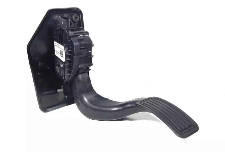 PEDAL ACELERADOR ELETRONICO FORD CARGO 815E/816/4532 09/…..