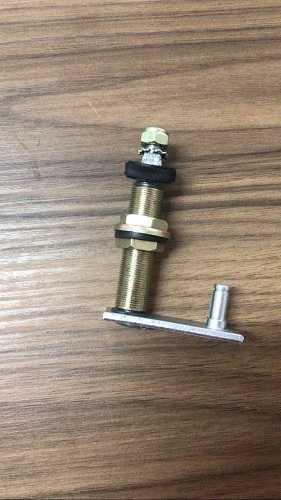 PIVO LIMPADOR MBB CABINA ALTA LD